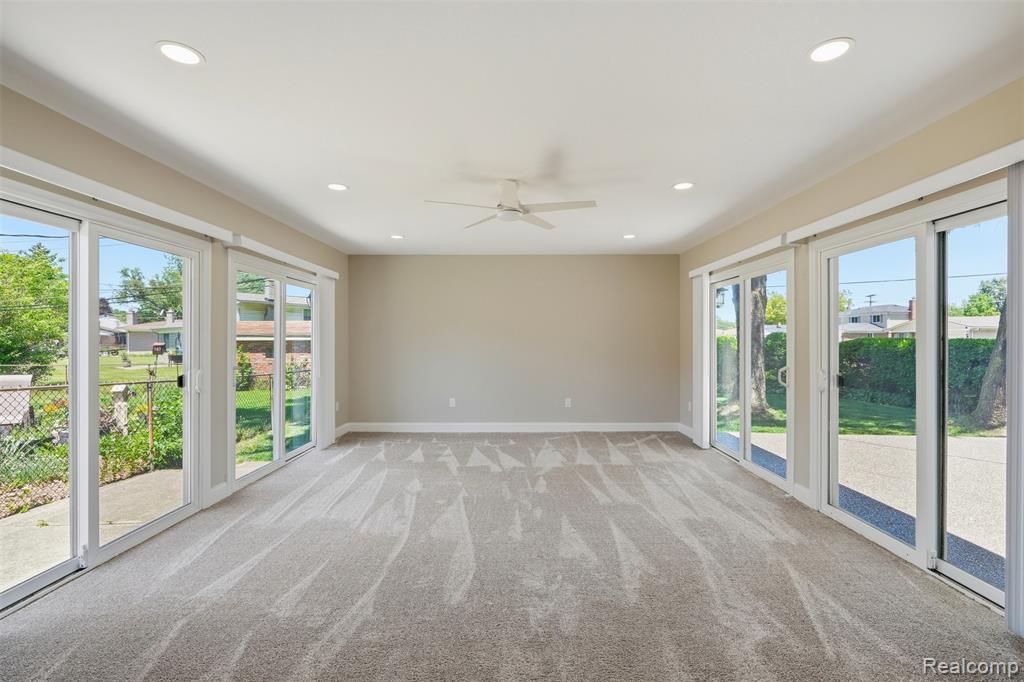 5159 Lewis Drive, Sterling Heights, MI 48310 — Photo 27