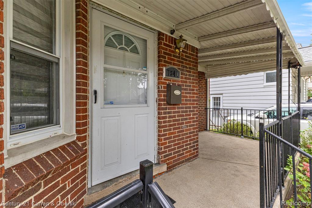 7841 Barrie Street, Dearborn, MI 48126 — Photo 33