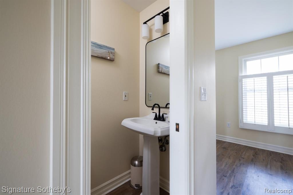 1720 S FORDNEY Road, Hemlock, MI 48626 — Photo 23
