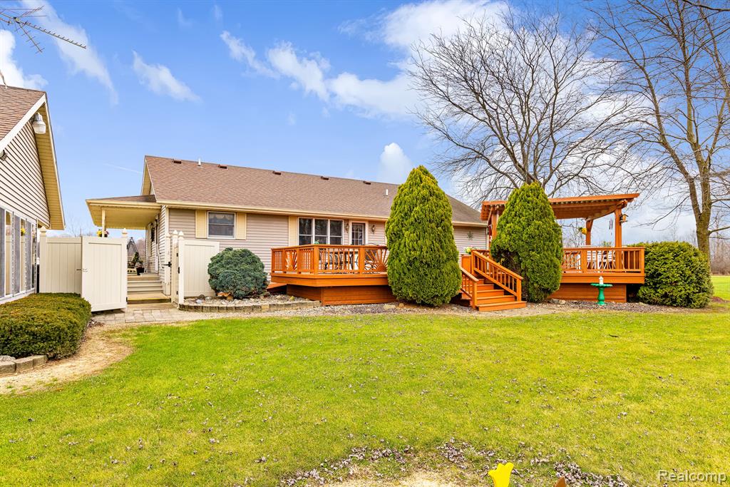 1411 Fox Road, Wales, MI — Photo 38