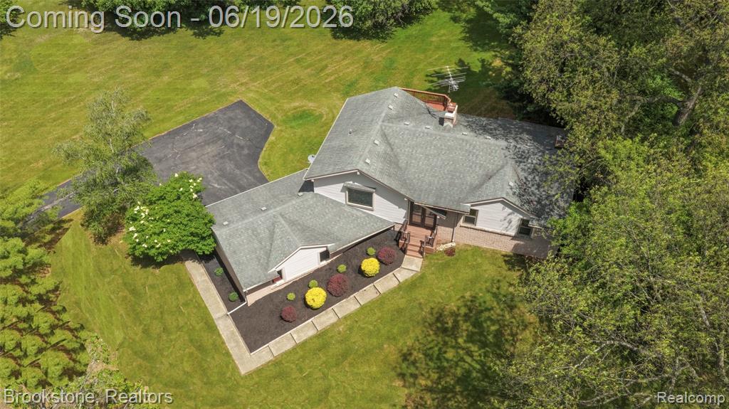 12168 CARRIAGE TRAIL Circle, Davisburg, MI 48350 — Photo 2