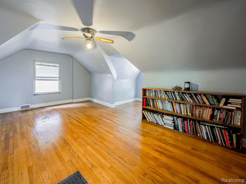 7620 Braile Street, Detroit, MI 48228 — Photo 9