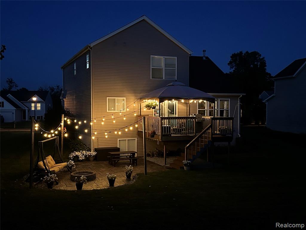 7056 Glenmeadow Court, Grand Blanc, MI 48439 — Photo 53
