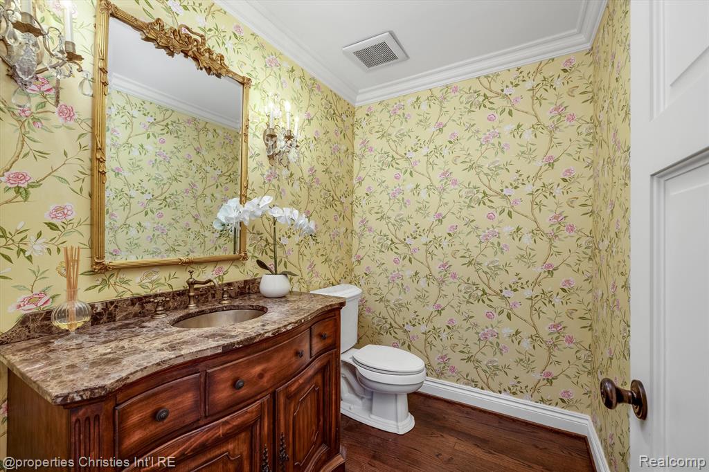 4640 Private Lake Drive, Bloomfield Hills, MI 48301 — Photo 24