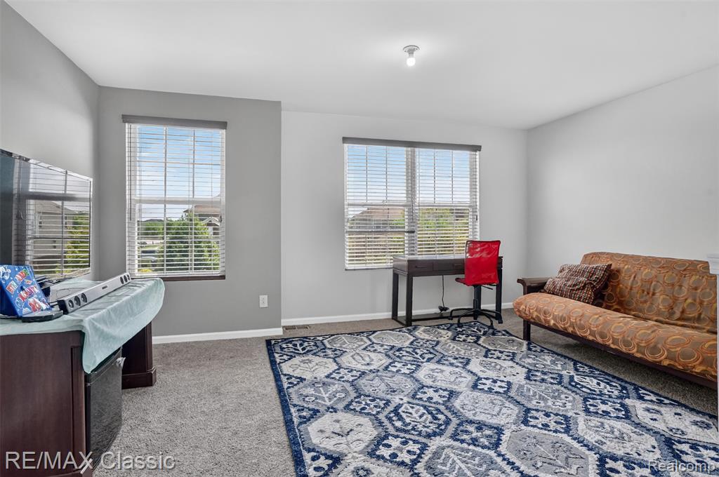 29949 Macintosh Lane, New Hudson, MI 48165 — Photo 17