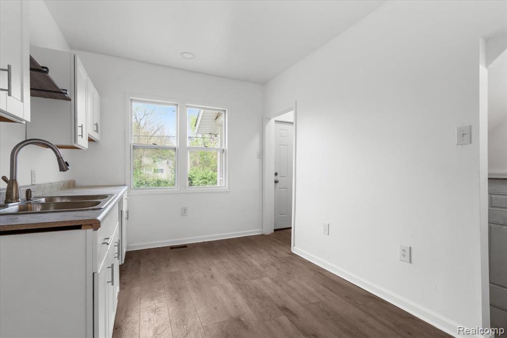 18030 Mackay Street, Detroit, MI 48234 — Photo 11