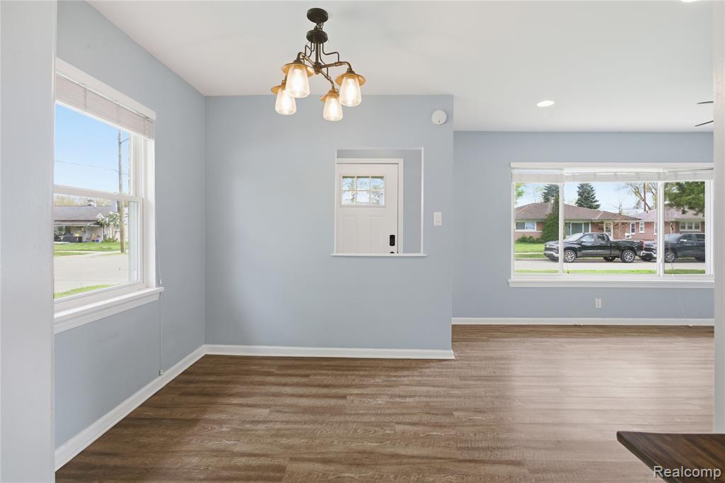 1271 E Barrett Avenue, Madison Heights, MI 48071 — Photo 8