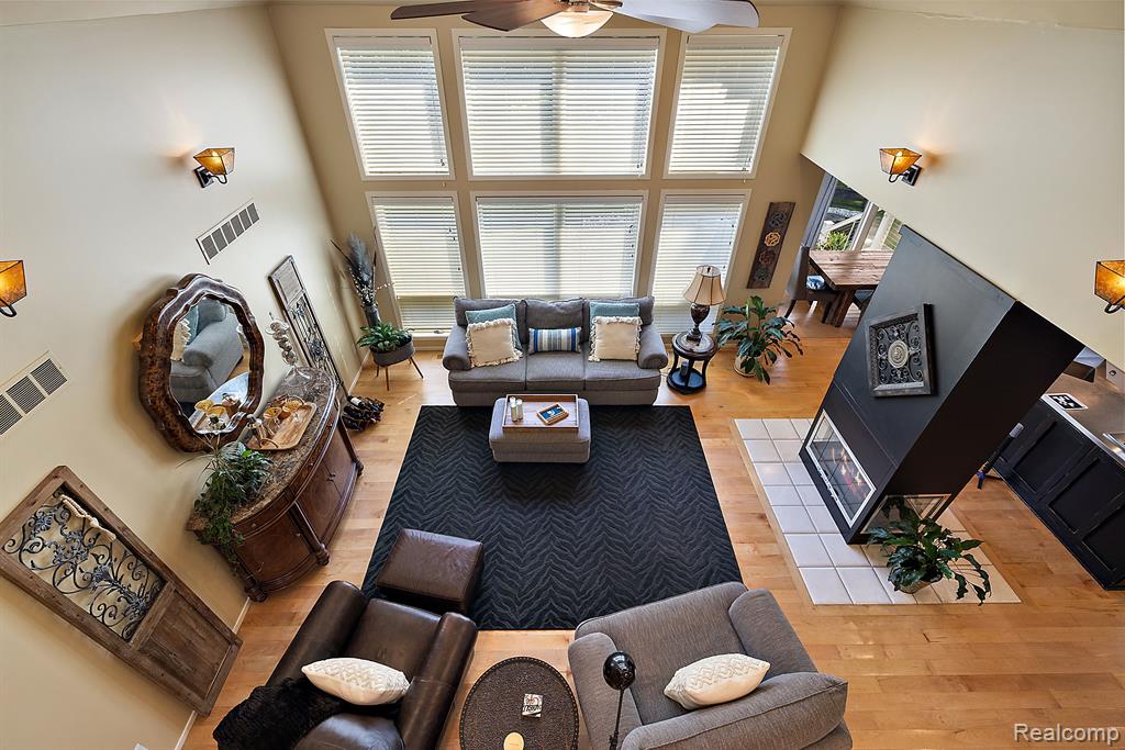 733 LONGFORD Drive, Rochester Hills, MI 48309 — Photo 44