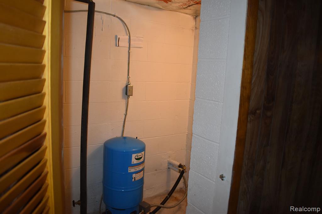 5211 N FOWLERVILLE Road N, Fowlerville, MI 48836 — Photo 13