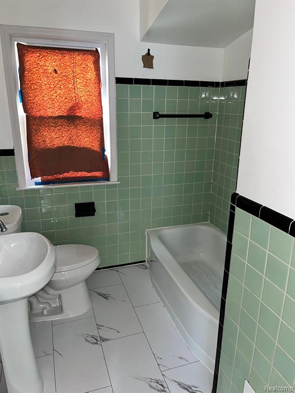 4226 CADIEUX Road, Detroit, MI 48224 — Photo 7
