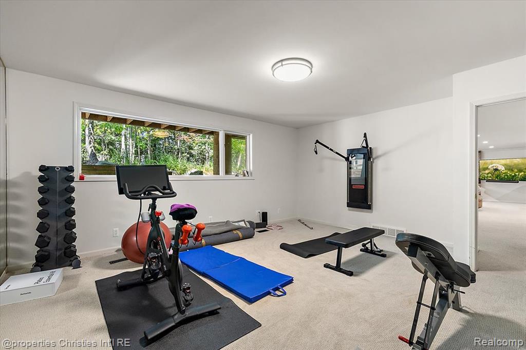 40 Scenic Oaks Drive N, Bloomfield Hills, MI 48304 — Photo 56