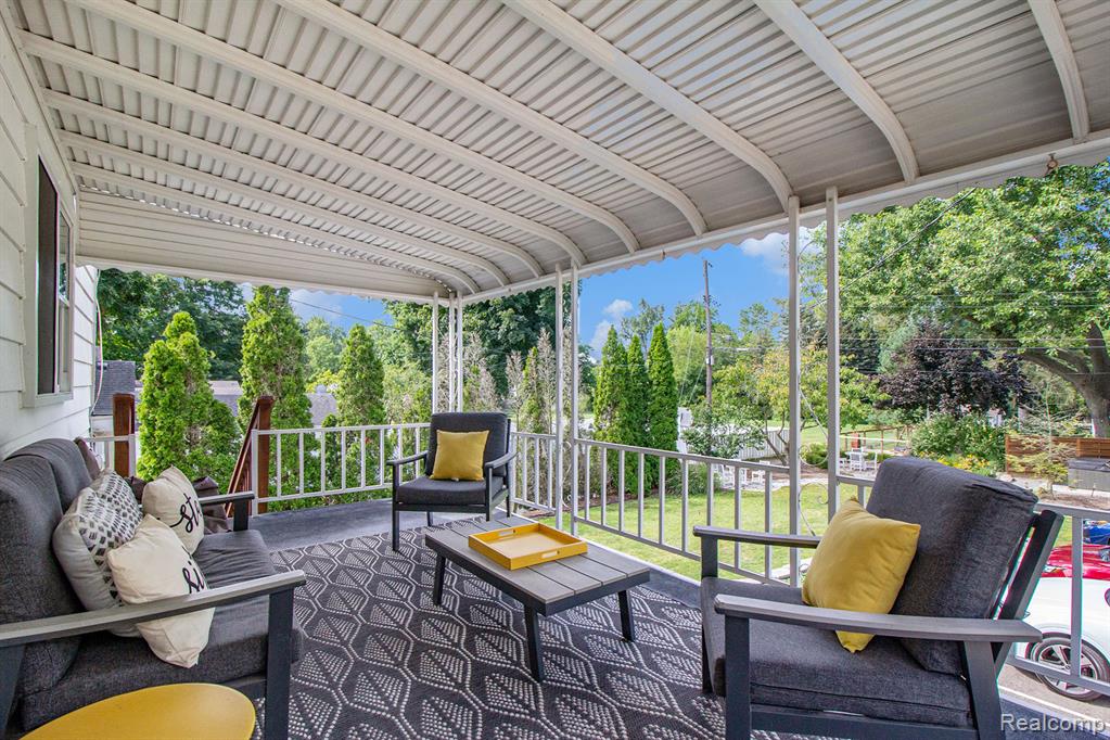 155 N Main Street, Clarkston, MI, 00000