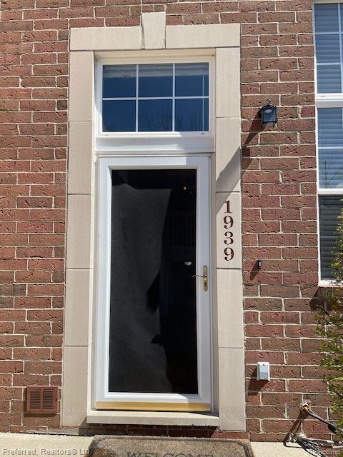 1939 LINDSAY Lane, Ann Arbor, MI 48104 — Photo 2