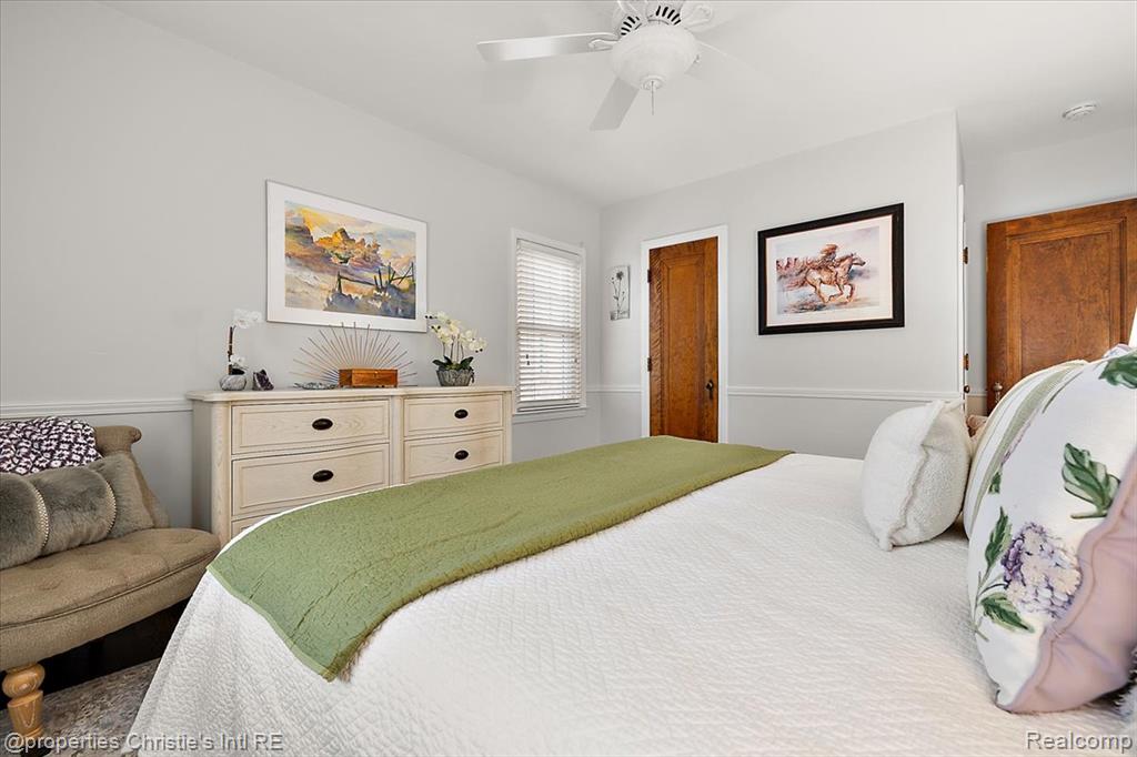 1253 Grayton Street, Grosse Pointe Park, MI 48230 — Photo 16