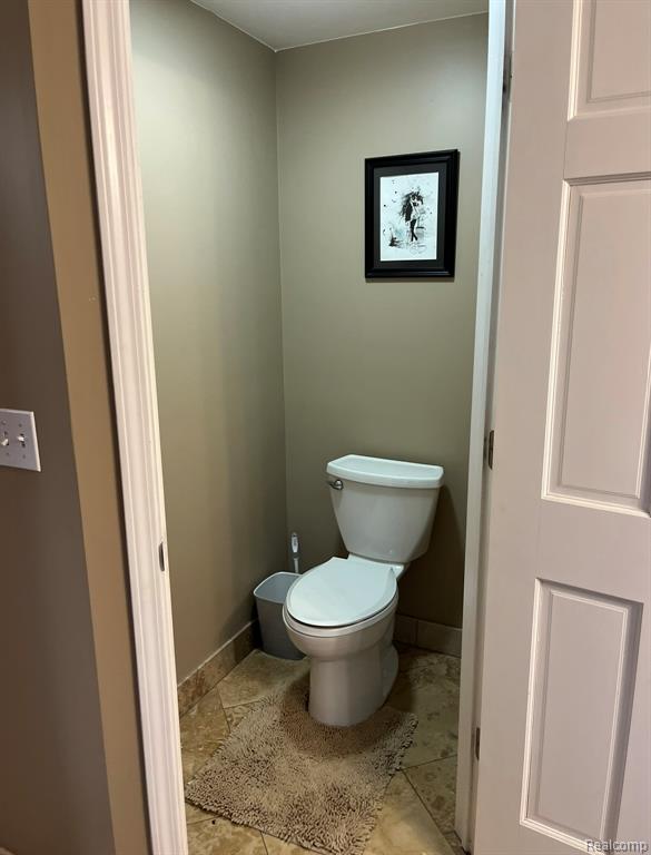 472 Shorewood Court, Lake Orion, MI 48362 — Photo 46