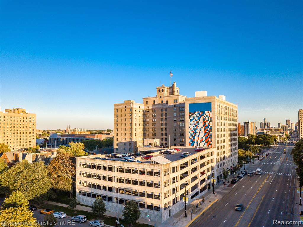15 E Kirby Street, 731, Detroit, MI 48202 — front exterior