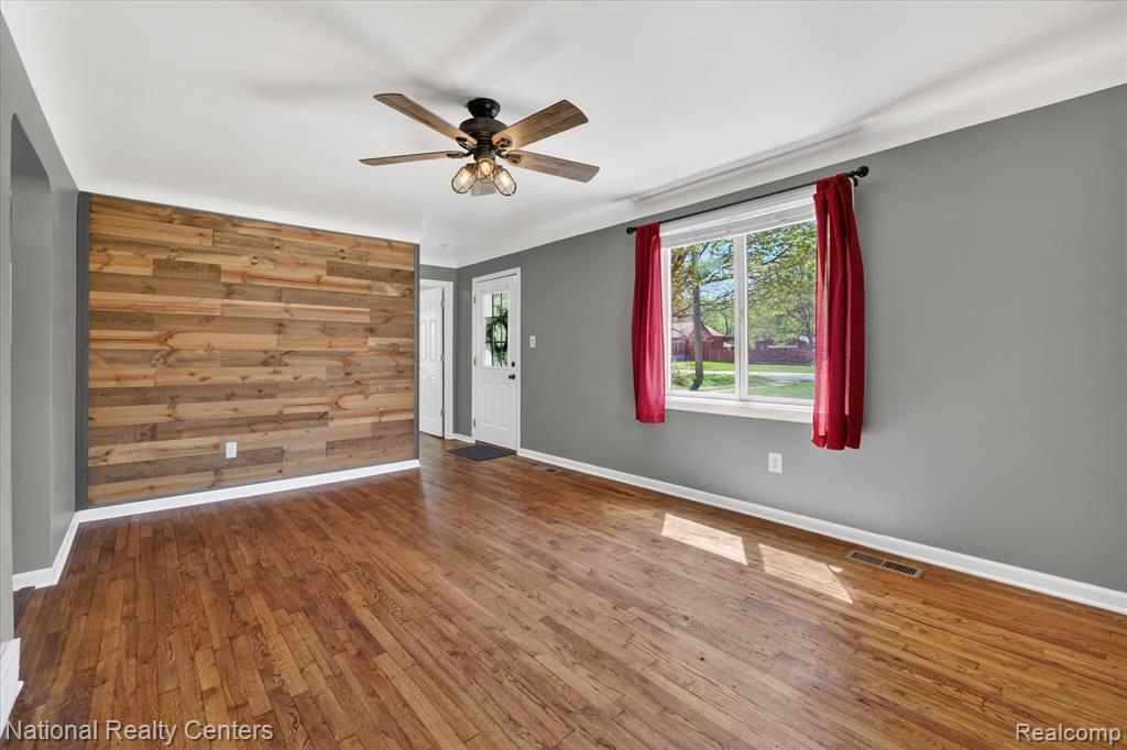 38982 Wabash Street, Romulus, MI 48174 — Photo 4