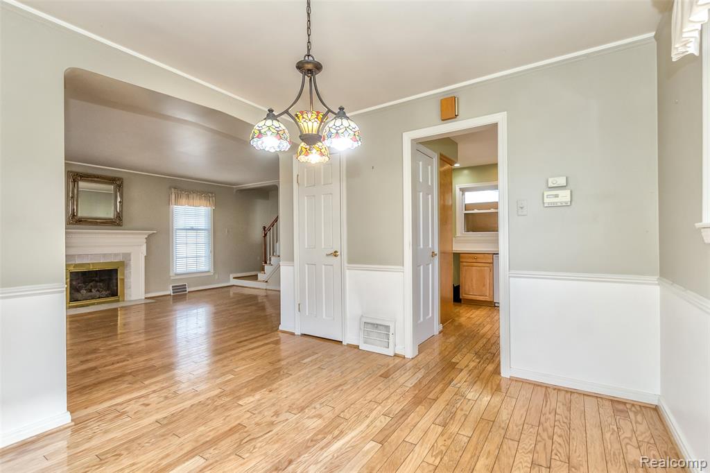 556 N Mildred Street, Dearborn, MI 48128 — Photo 12