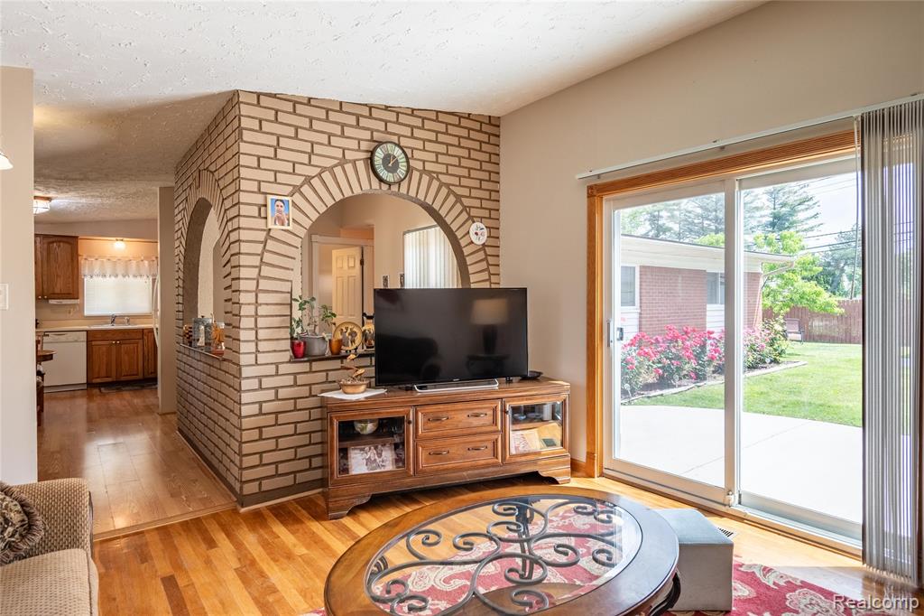 8311 Gulley Street, Taylor, MI 48180 — Photo 6