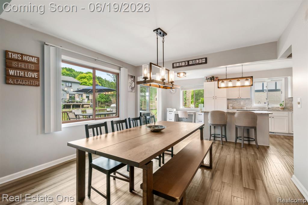 5277 Waterview Drive, West Bloomfield, MI 48323 — Photo 12