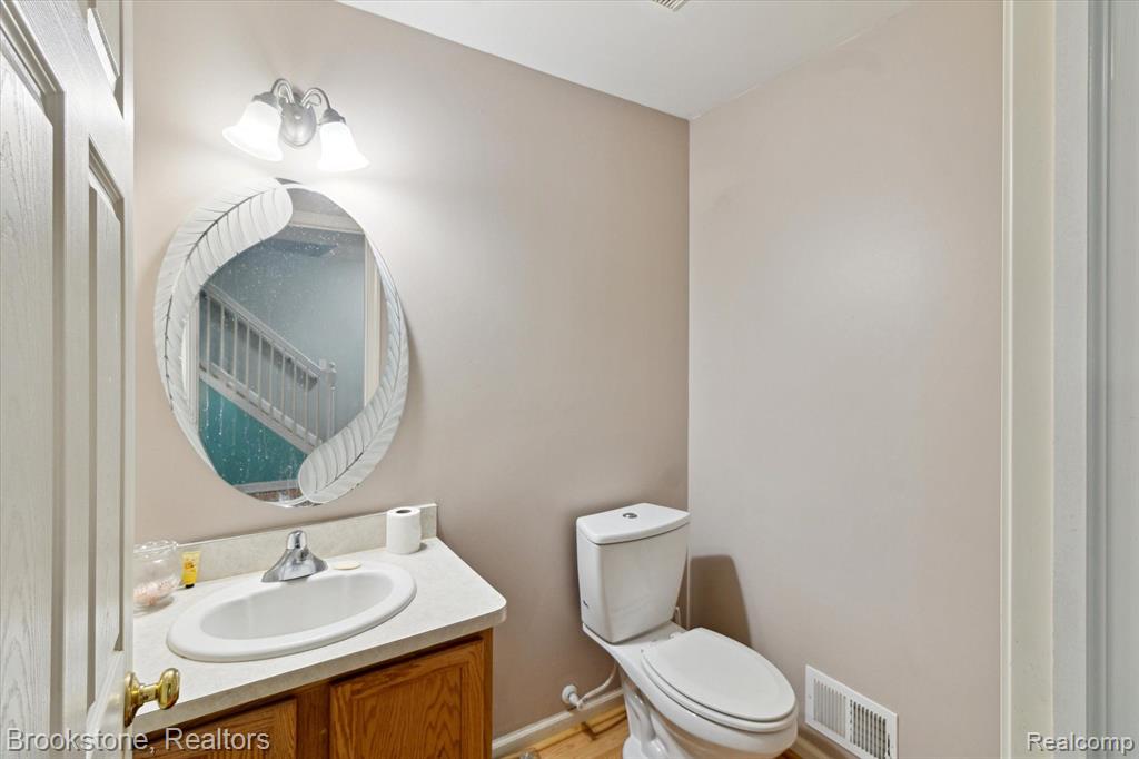 2639 BLUEWATER Street, Ypsilanti, MI 48198 — Photo 21