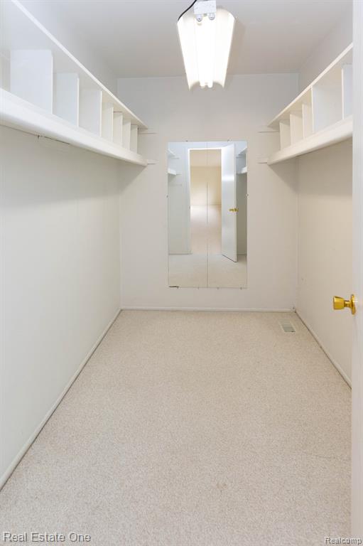 861 Kirts Boulevard, Troy, MI 48084 — Photo 17
