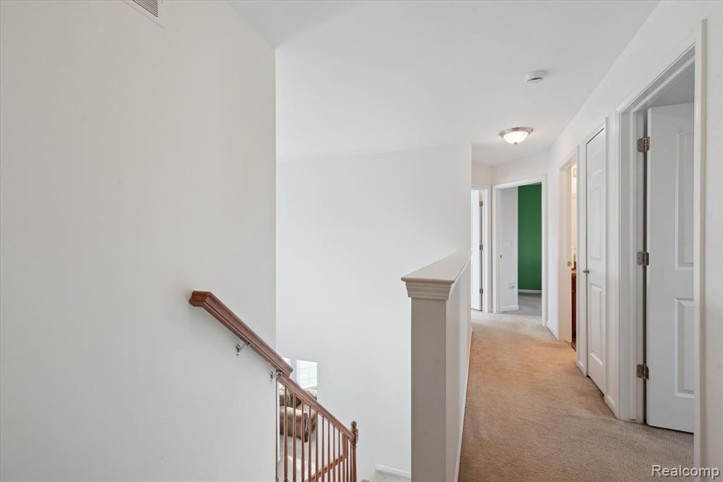 9998 ROLAN MEADOWS Drive, Belleville, MI 48111 — Photo 31