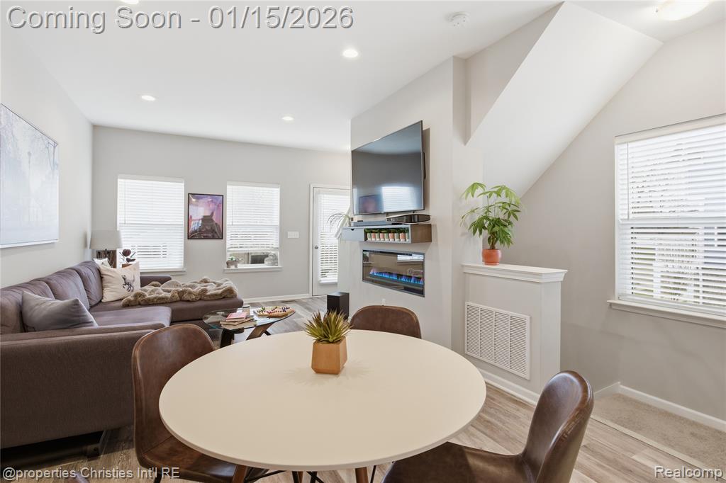 401 Jeff Keeton Drive, Hazel Park, MI 48030 — Photo 5