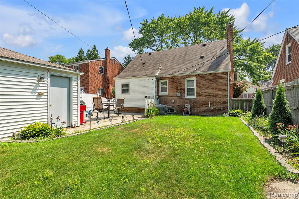 9619 Mercedes, Redford, MI 48239 — Photo 46