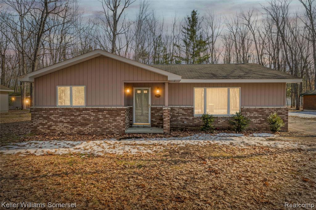 208 Hitchcock Avenue, Roscommon, MI 48653