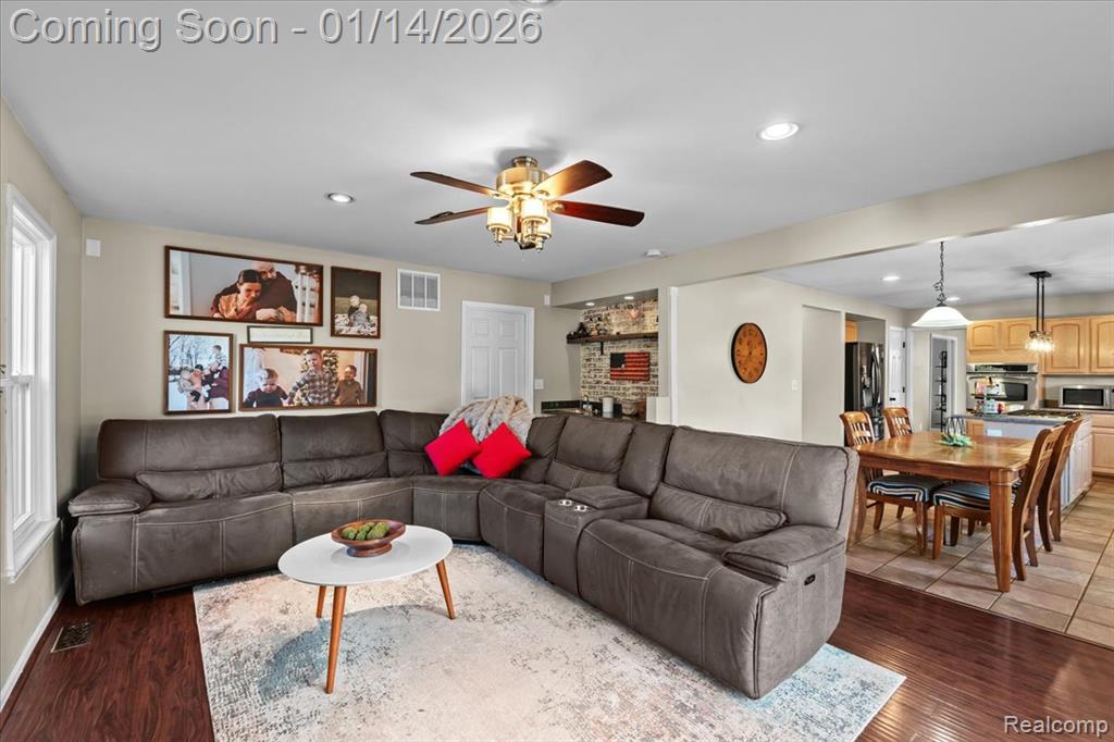 18320 Walnut Lane, Gregory, MI 48137 — Photo 18