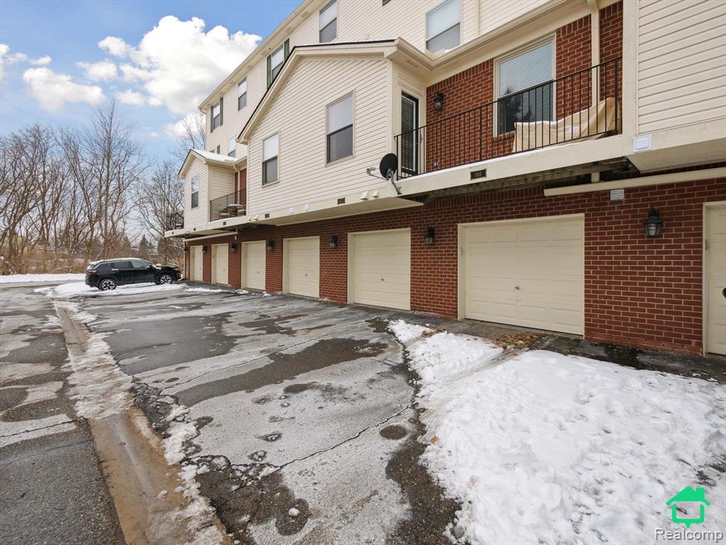 1166 Fountain View Circle, South Lyon, MI 48178 — Photo 35