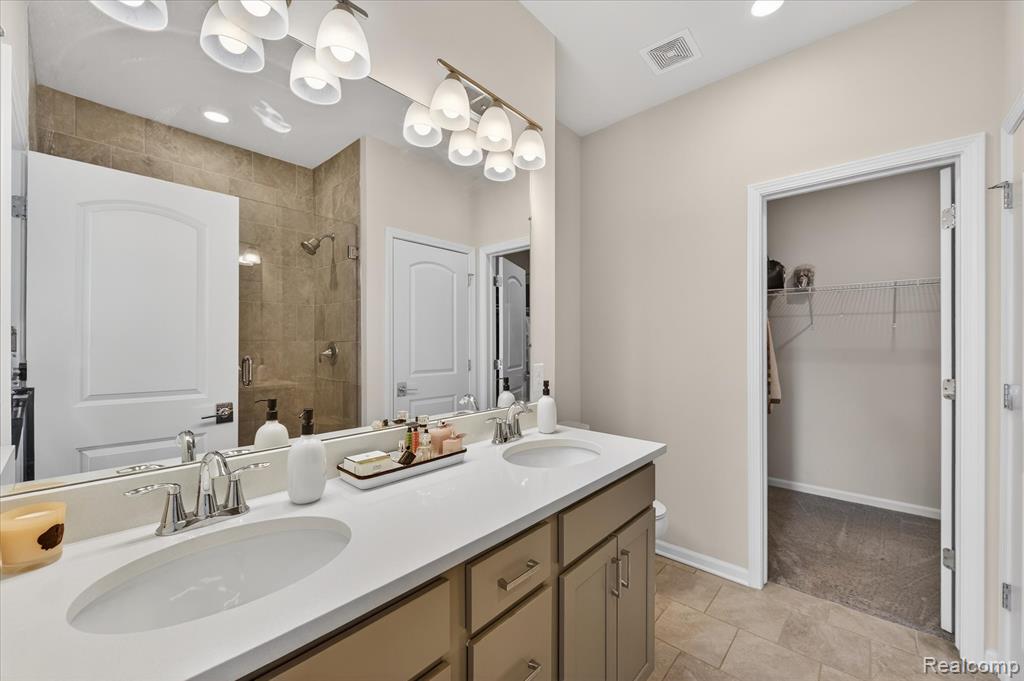 8060 Carston Lane, Brighton, MI 48116 — Photo 22