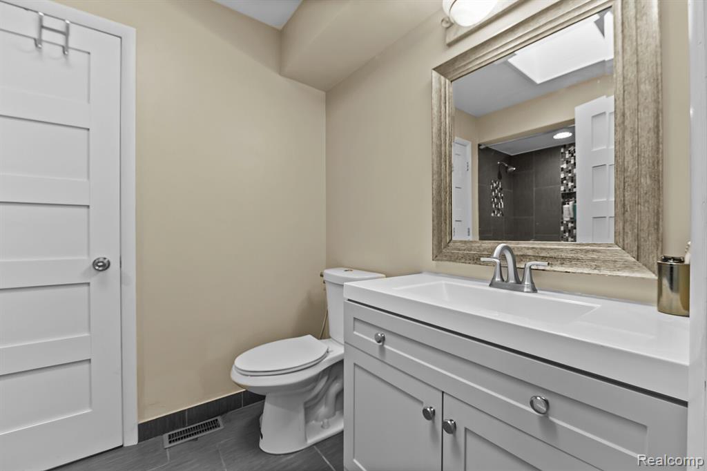 6060 Vreeland Road, Superior, MI 48198 — Photo 15