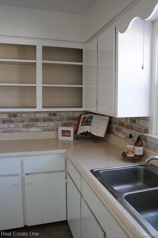 424 W CEDAR Street, Standish, MI 48658 — Photo 9