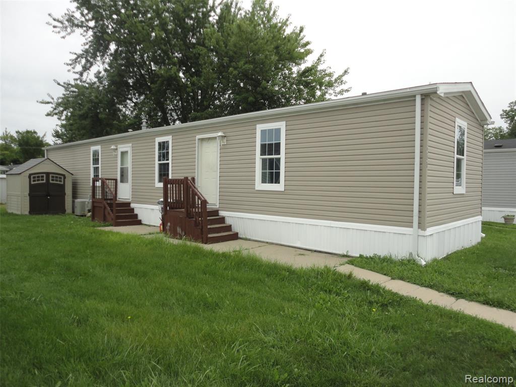 23630 Hickory, Romulus, MI 48174