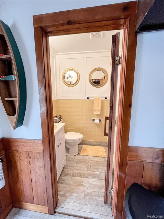 599 Westpointe Court, Lake Orion, MI 48362 — Photo 36