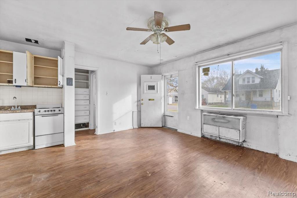 8225 Cadillac Avenue, Warren, MI 48089 — Photo 22