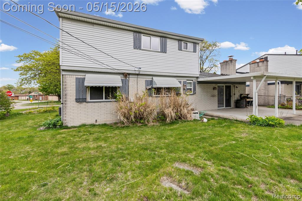 29687 Boewe Drive, Warren, MI 48092 — Photo 35