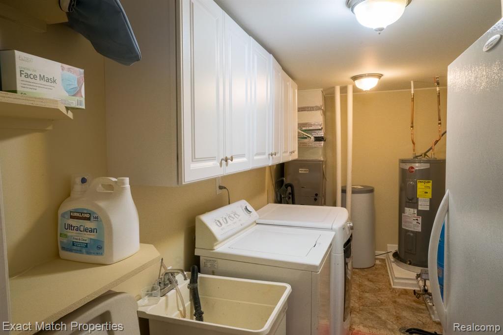 6735 BUCKLAND Avenue, West Bloomfield, MI 48324 — Photo 34