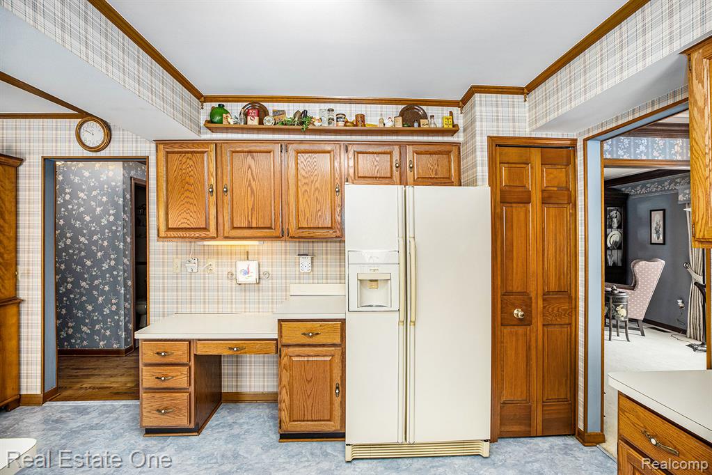 5193 Crowfoot Drive, Troy, MI 48085 — Photo 15