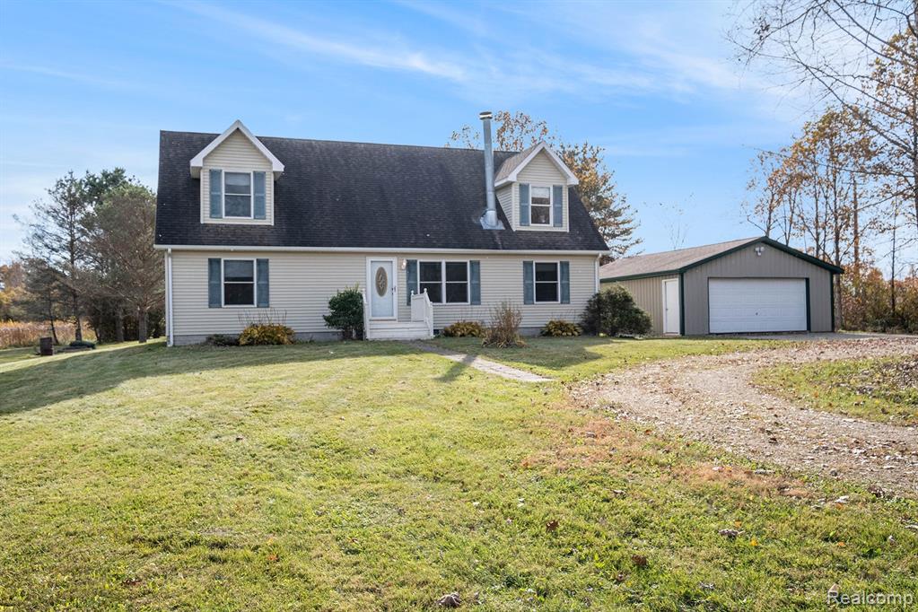 509 Miller Lake Rd, Columbiaville, MI 48421 — Photo 4
