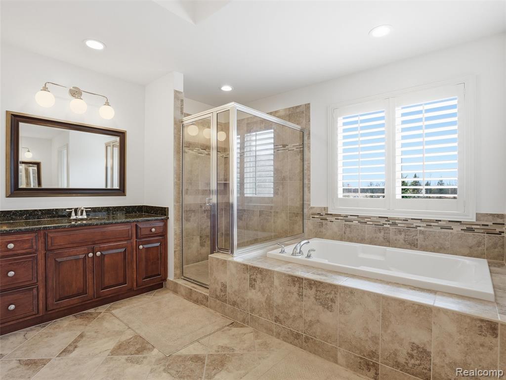 3085 Royal Berkshire Lane, Oakland, MI — Photo 43