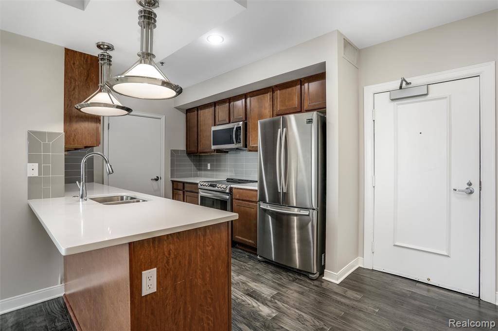 525 W Lafayette Boulevard - Photo 5