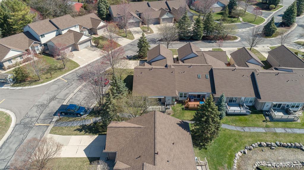 22783 WOODCREEK Drive, Taylor, MI 48180 — Photo 17