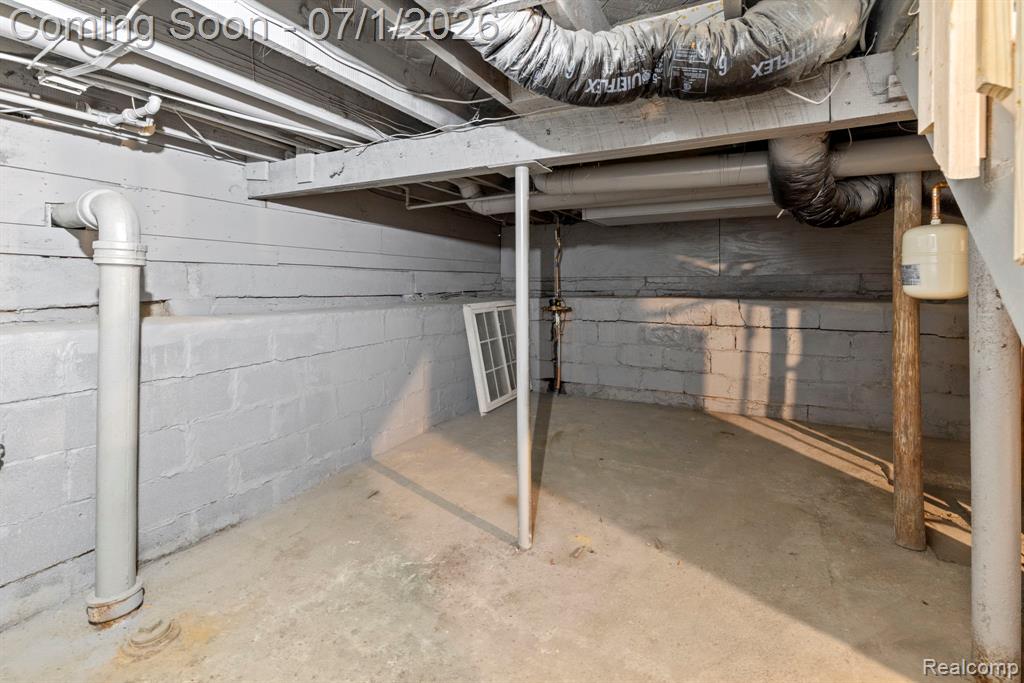 551 Nebraska Avenue, Pontiac, MI 48341 — Photo 23