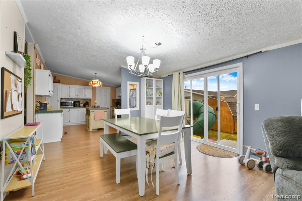 2330 CHARTER OAK Court, Newport, MI 48166 — Photo 20
