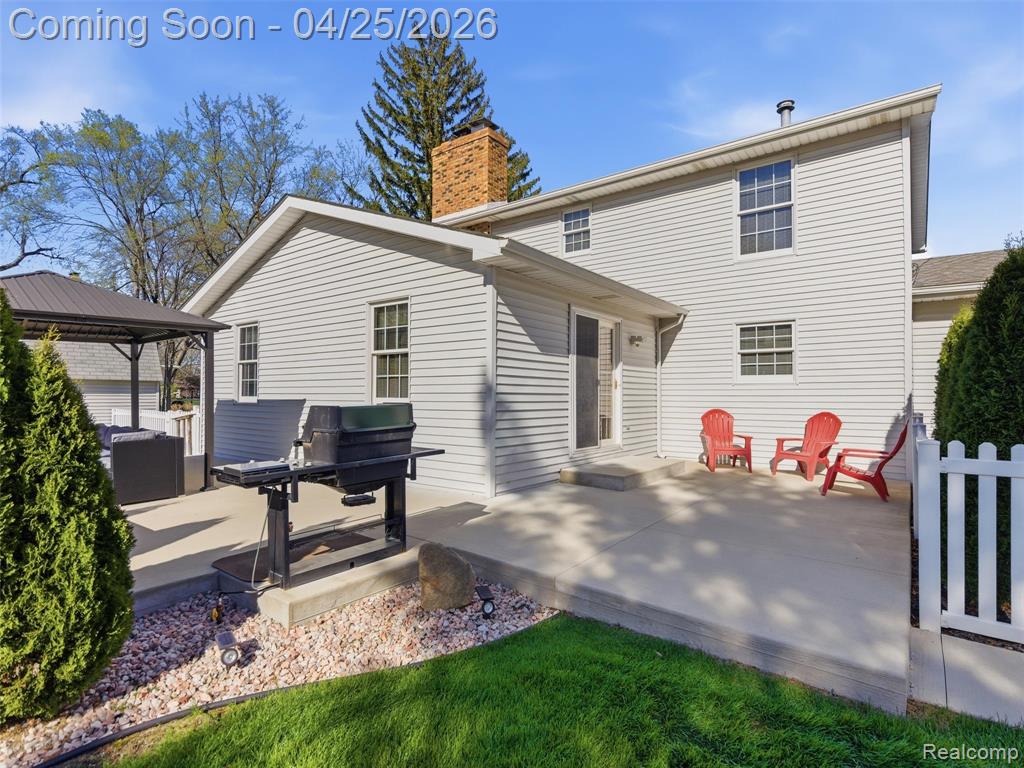 39001 Chartier Street, Harrison Township, MI — Photo 47