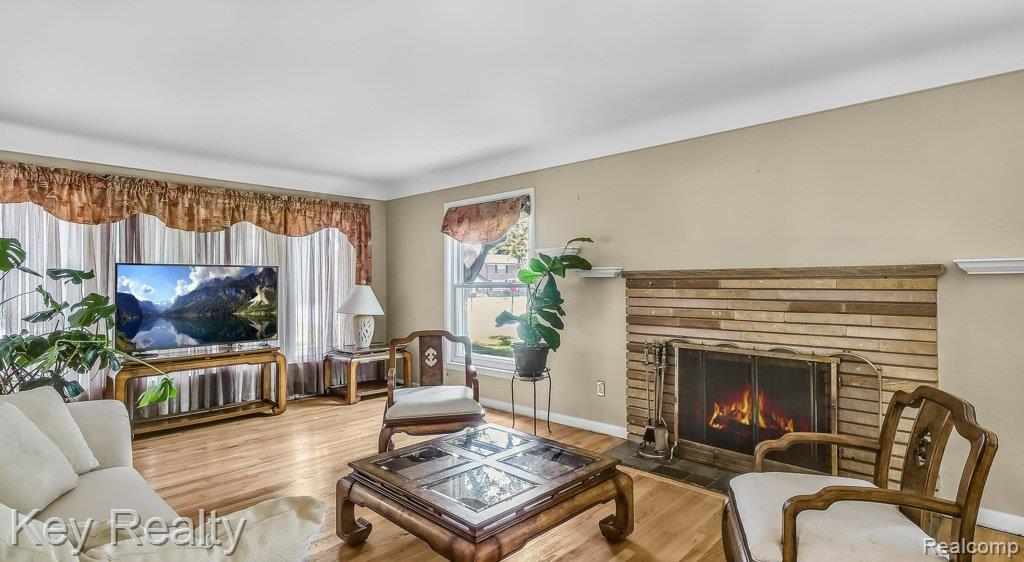 28611 Lathrup Boulevard, Lathrup Village, MI 48076 — Photo 12