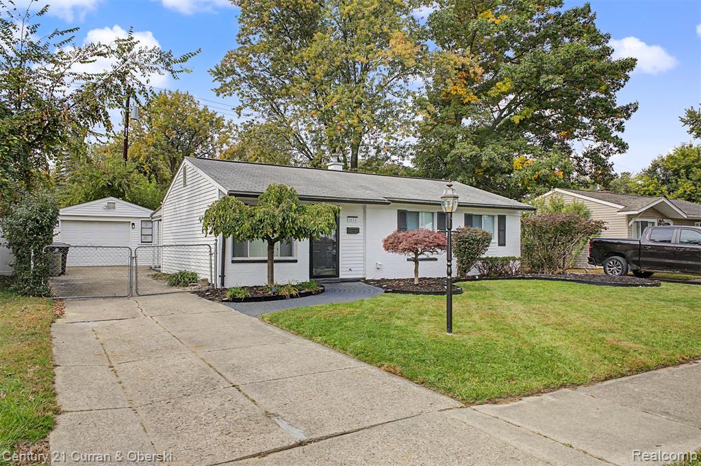 1616 Flynn Street, Westland, MI 48186
